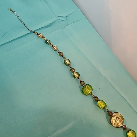 Beaded Necklace - Picture 6 of 9